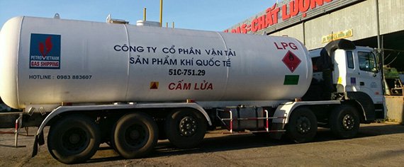 Dịch vụ vận tải LPG bằng xe bồn.